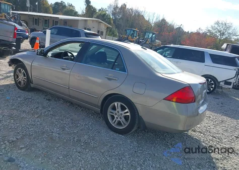 2007 Honda Accord 2.4 Ex из США, поврежденный, VIN 1HGCM56857A103190